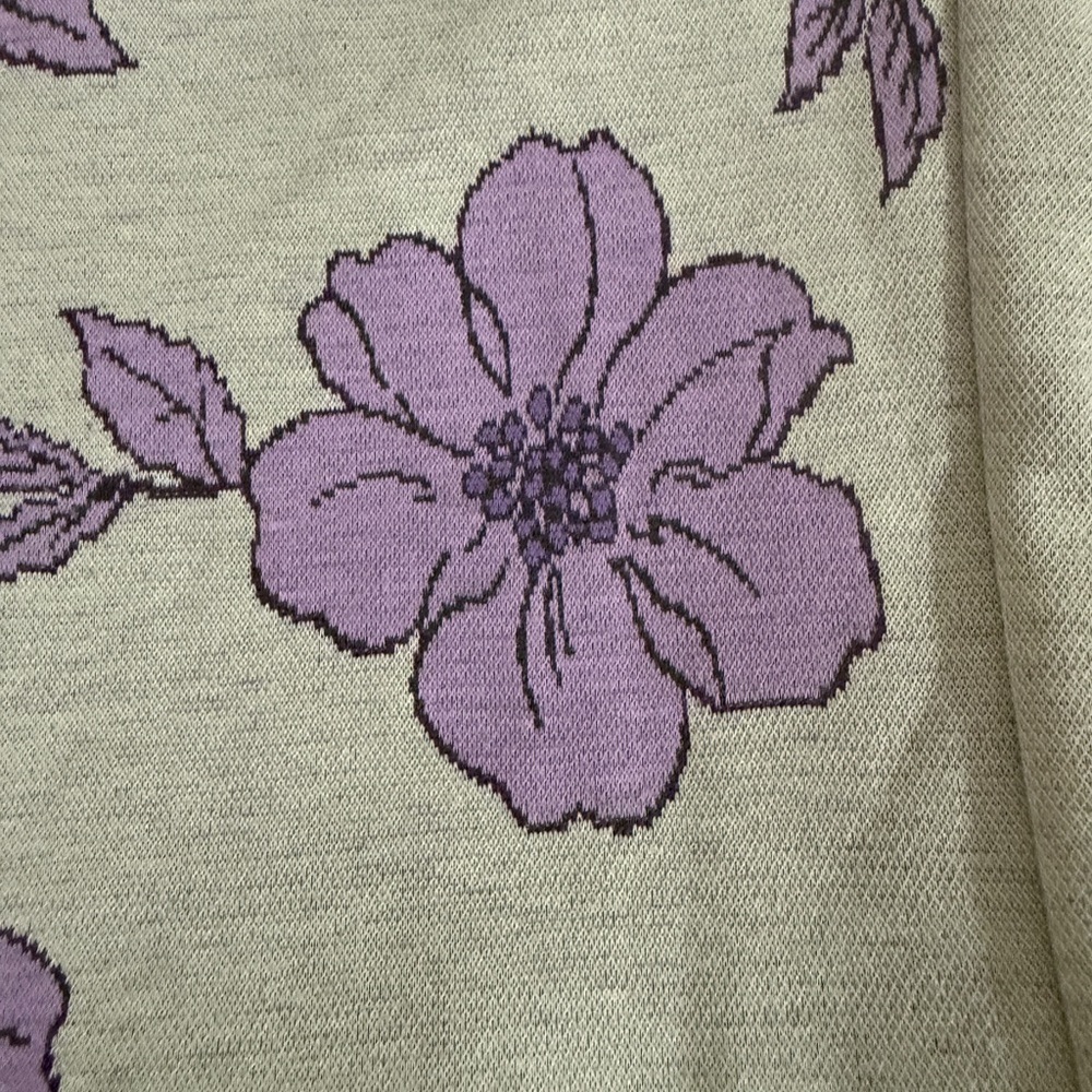 Forever 21 Lavender & Gray Floral Knit Pants size M - Picture 6 of 8